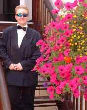 Sally, a former bar manager, about to leave to supervise an outside bar at the castle